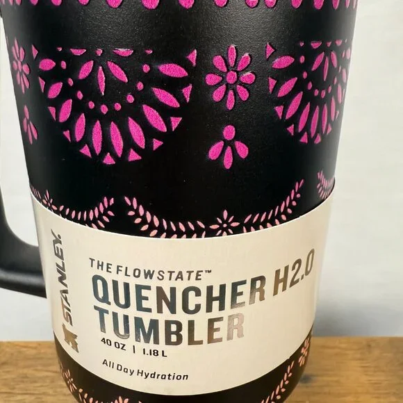 Mardi Gras Stanley 40 oz. w/straw - Picture 4 of 5